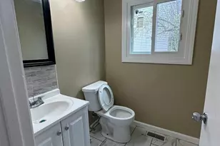 2152 Mallard Ln, Hanover Park, IL 60133 - Photo 3