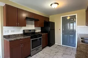 2152 Mallard Ln, Hanover Park, IL 60133 - Photo 9