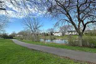 2152 Mallard Ln, Hanover Park, IL 60133 - Photo 17