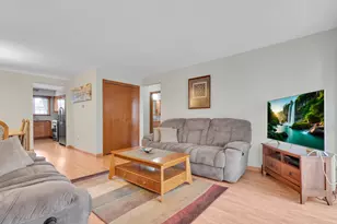 7224 W Wrightwood Ave, Elmwood Park, IL 60707 - Photo 5