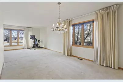 11405 Foxwoods Drive, Oak Lawn, IL 60453 - Photo 19