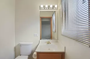 11405 Foxwoods Dr, Oak Lawn, IL 60453 - Photo 25