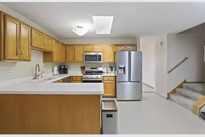 11405 Foxwoods Drive, Oak Lawn, IL 60453 - Photo 5