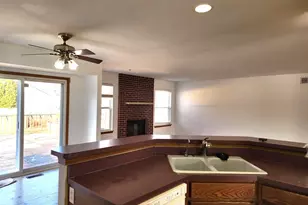 419 Driftwood Dr, Dekalb, IL 60115 - Photo 11