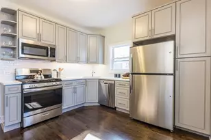 2434 N Avers Ave, Chicago, IL 60647 - Photo 7