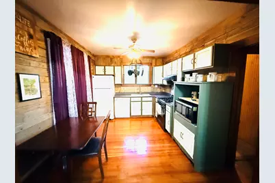 615 E Seminary Avenue, Hoopeston, IL 60942 - Photo 3