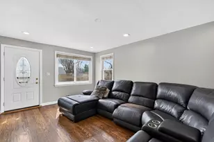 5201 Oak St, Bellwood, IL 60104 - Photo 3