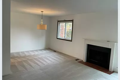 1129 Rhodes Court, Wheaton, IL 60189 - Photo 7