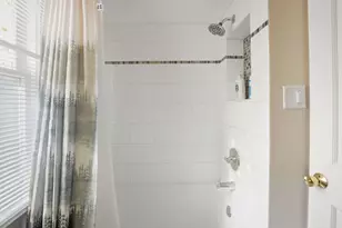 405 W High St, Sycamore, IL 60178 - Photo 41