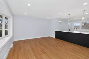 970 N Fischer Dr, Addison, IL 60101 - Photo 9