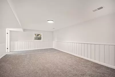 521 Pawnee Drive, Lake in the Hills, IL 60156 - Photo 21