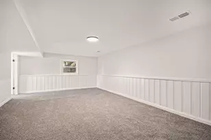 521 Pawnee Dr, Lake in the Hills, IL 60156 - Photo 21