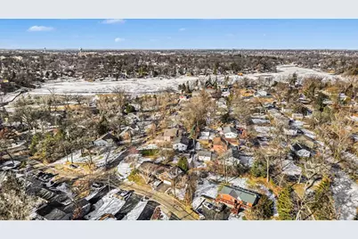 521 Pawnee Drive, Lake in the Hills, IL 60156 - Photo 7