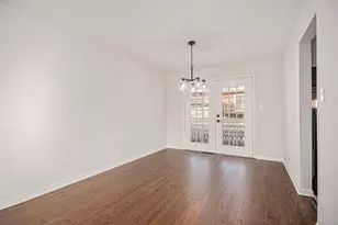 521 Pawnee Dr, Lake in the Hills, IL 60156 - Photo 11