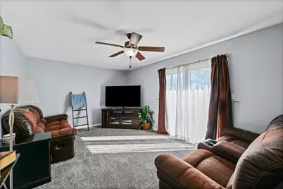 203 Valley Road, Monticello, IL 61856 - Photo 5