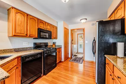 14517 Albany Avenue, Lemont, IL 60439 - Photo 7