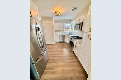 360 W Fremont Avenue, Elmhurst, IL 60126 - Photo 3