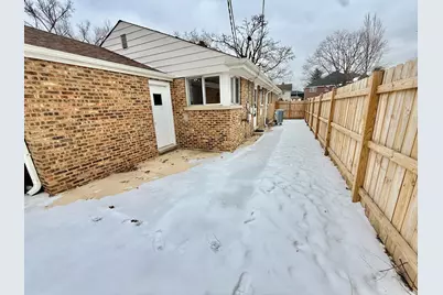 360 W Fremont Avenue, Elmhurst, IL 60126 - Photo 15