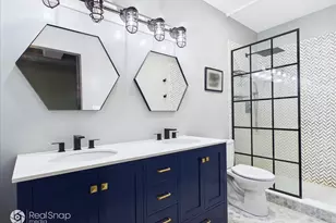 2221 N Lister Ave, Chicago, IL 60614 - Photo 15