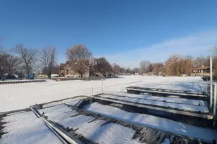 35828 N Marine Dr, Fox Lake, IL 60020 - Photo 19