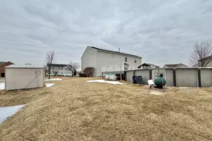2653 Huntington Dr, Belvidere, IL 61008 - Photo 5