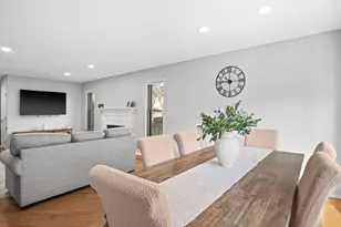 7S367 Augusta Ln, Naperville, IL 60540 - Photo 11