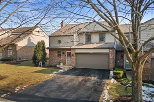 7S367 Augusta Ln, Naperville, IL 60540 - Photo 3