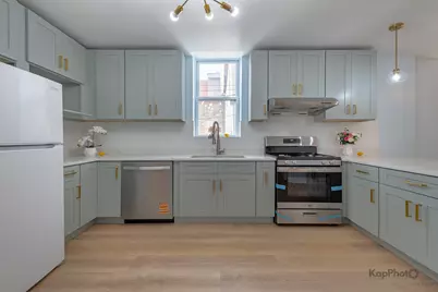 2821 S Emerald Avenue #1R, Chicago, IL 60616 - Photo 7