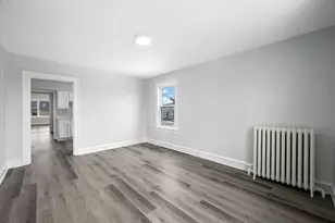 423 Funston Ave, Highwood, IL 60040 - Photo 7