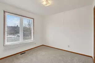 2018 Lafayette Dr, Belvidere, IL 61008 - Photo 17