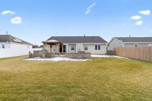 2018 Lafayette Dr, Belvidere, IL 61008 - Photo 23