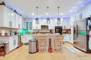 7449 Brentwood Ln, Gurnee, IL 60031 - Photo 15