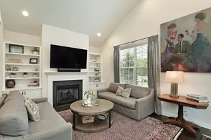 1215 Woodview Ln, Northbrook, IL 60062 - Photo 7