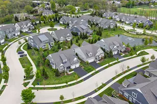 1215 Woodview Ln, Northbrook, IL 60062 - Photo 29