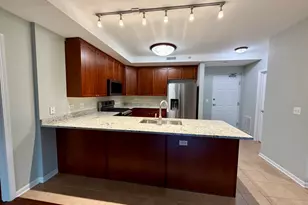 135 S York St, Elmhurst, IL 60126 - Photo 3