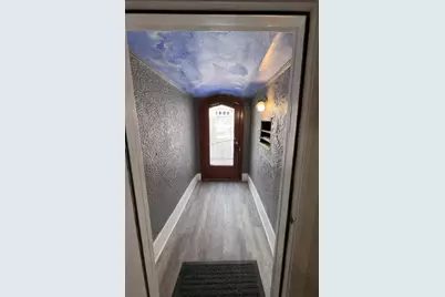 9041 S Muskegon Avenue, Chicago, IL 60617 - Photo 25