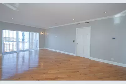 6560 W Diversey Avenue #605D, Chicago, IL 60707 - Photo 9