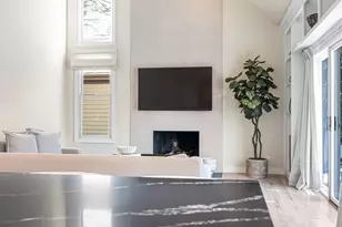 1802 Princeton Ct, Lake Forest, IL 60045 - Photo 15