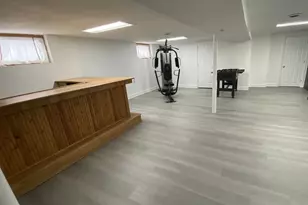 9521 S Sawyer Ave, Evergreen Park, IL 60805 - Photo 23