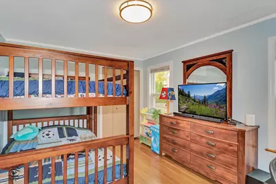 9521 S Sawyer Avenue, Evergreen Park, IL 60805 - Photo 17