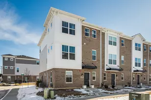 1080 Bogart St, Des Plaines, IL 60018 - Photo 1