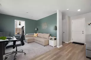 1080 Bogart St, Des Plaines, IL 60018 - Photo 3