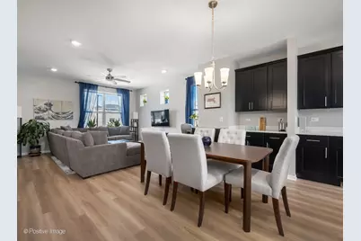 1080 Bogart Street, Des Plaines, IL 60018 - Photo 9