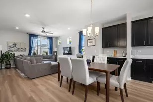 1080 Bogart St, Des Plaines, IL 60018 - Photo 9