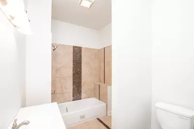 4837 S Saint Lawrence Avenue S #3, Chicago, IL 60615 - Photo 7