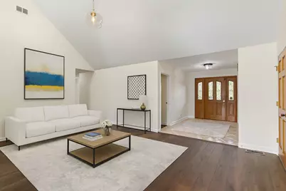 1548 Wood Creek Trail, Bartlett, IL 60103 - Photo 5