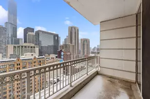 55 E Erie St, Chicago, IL 60611 - Photo 15