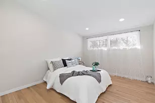 411 S 1st St, Elburn, IL 60119 - Photo 11