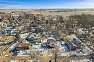 411 S 1st St, Elburn, IL 60119 - Photo 21