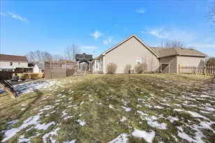 313 Carrie Ct, North Aurora, IL 60542 - Photo 27